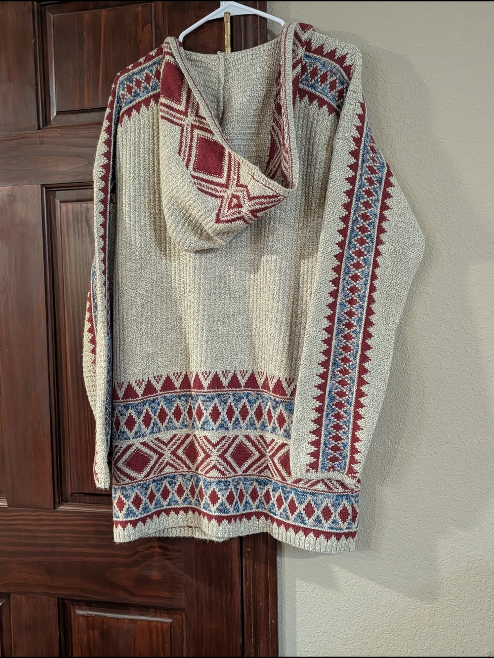 Lucky Brand Cream Hooded Cardigan with Red & Blue Geometric Pattern - Picture 2 of 10
